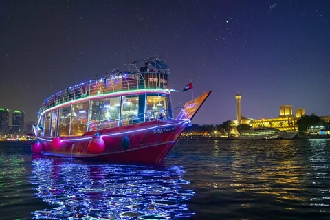 luxury yacht rental Dubai
